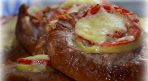 Баранки с мясной начинкой