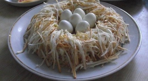 Салат «Гнездо глухаря»