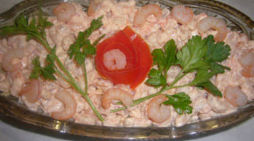 Салат с креветками Розовый