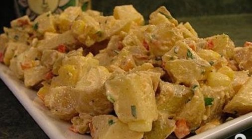 Салат с жареным картофелем