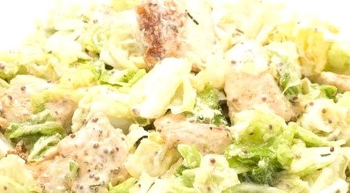 Салат из пекинской капусты с сухариками