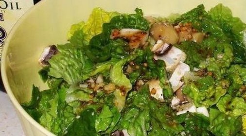 Салат со свежими шампиньонами