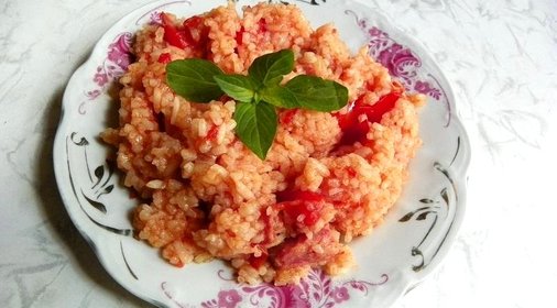 Рис с колбасой