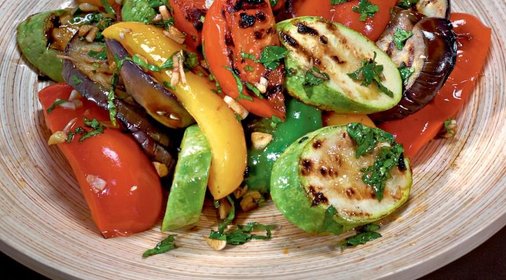 Салат из запеченных овощей