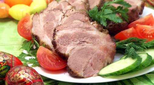 Свинина запеченная с чесноком и розмарином