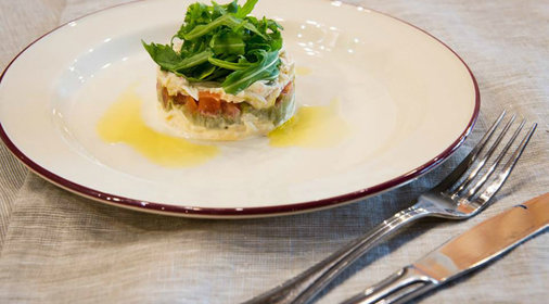 Салат с крабом и дайконом: пошаговый рецепт