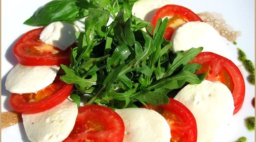 Салат Каприз