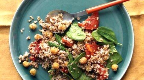 Крупа с болгарским перцем, горохом и шпинатом