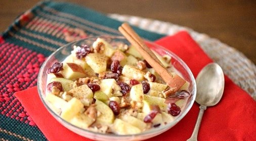 Фруктовый салат со сгущенкой