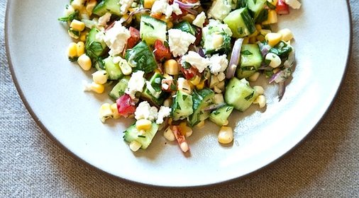 Салат из сладкой кукурузы