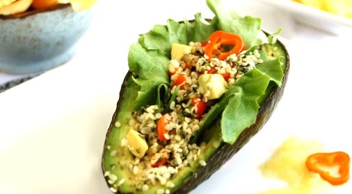 Салат из авокадо