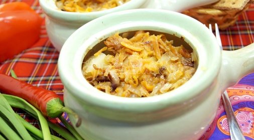 Рыба с овощами в горшочках