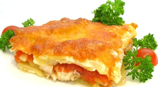 Рыба с картофелем, запеченные под майонезом