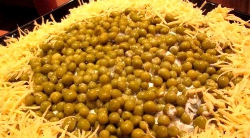 Салат с рисом и горбушей