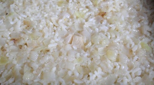 Рис с луком по‑болгарски