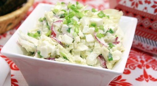 Салат из пекинской капусты