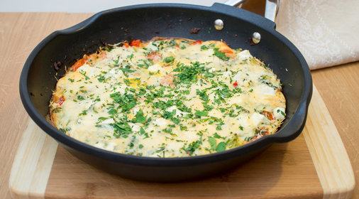 Рецепт дня: фриттата с овощами и сыром