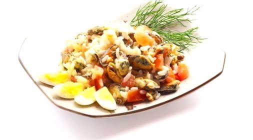Салат с рисом и мидиями