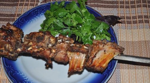 Мясо баранины на костре