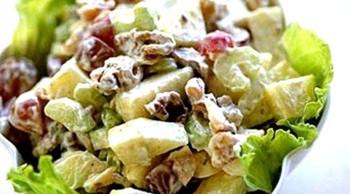 Уолдорфский салат с тунцом