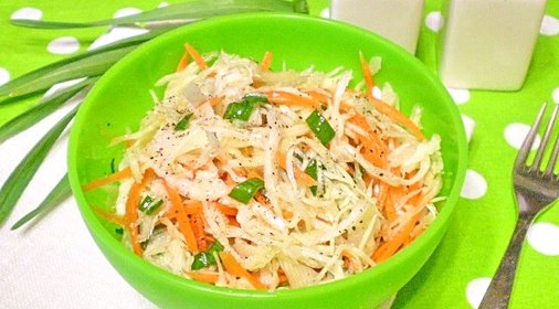 Диетический салат из капусты