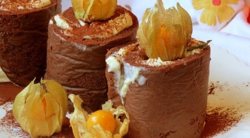 Куриный салат с грибами и сельдереем