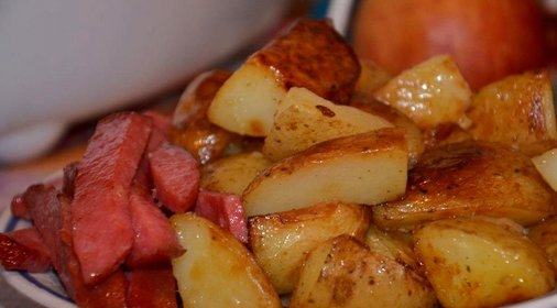 Печеный картофель в кожуре