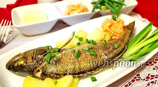Окунь с картофелем на пару