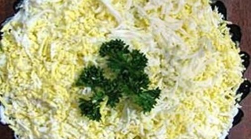 Салат Грибы с черносливом