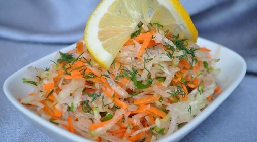 Салат Фитнес из редьки зеленой с морковью