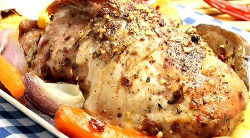 Свинина со свежими овощами