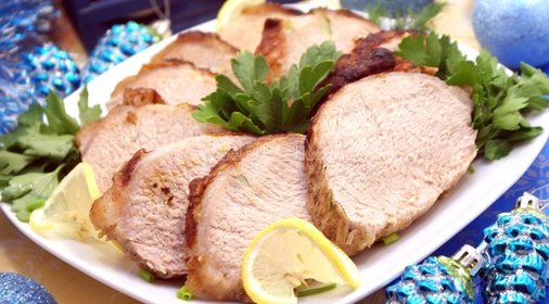 Мясо в духовке к новогоднему столу
