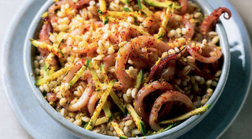 Салат с кальмарами