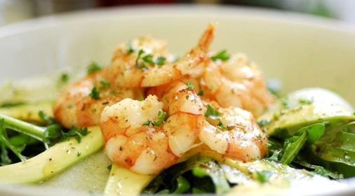 Салат с креветками Вкусный