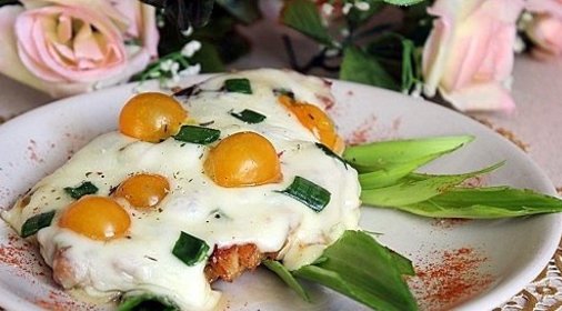 Куриное филе с моцареллой и черри