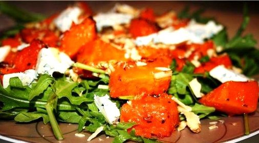 Салат с тыквой и грецкими орехами