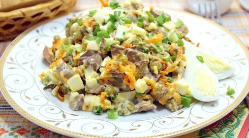 Салат из куриной печени