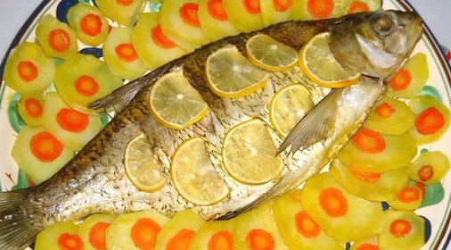 Фаршированный лещ с картофелем