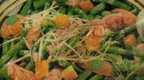 Салат из фасоли с беконом