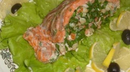 Кармашки из лосося со шпинатом и креветками