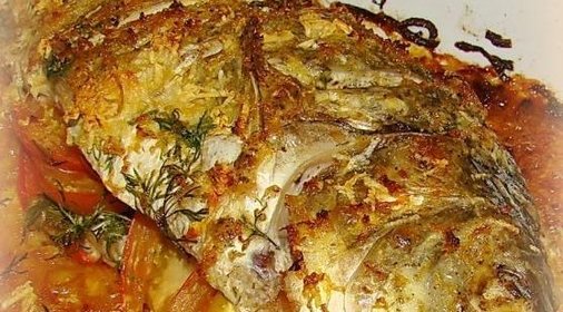 Карп запеченный в духовке