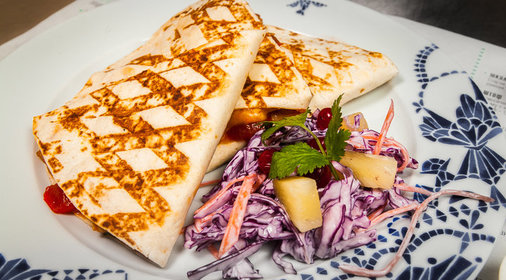 Рыба, запеченная с морковью