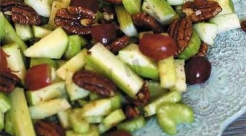 Вальдорф классический с сельдереем