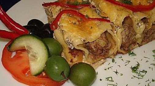Каннеллони под белым соусом