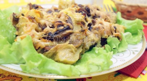 Тыква с мясом в красном вине
