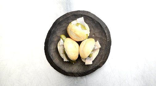 Сэндвич с селедкой