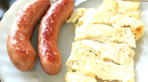 Сардельки жареные