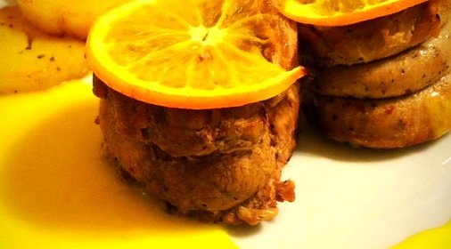 Медальоны из телятины с апельсиновым соусом