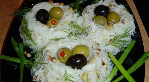 Гнезда из рисовой вермишели
