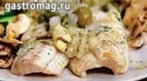 Рыба, запеченная с оливками и каперсами